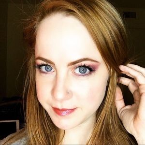 Meet your Posher, Kara